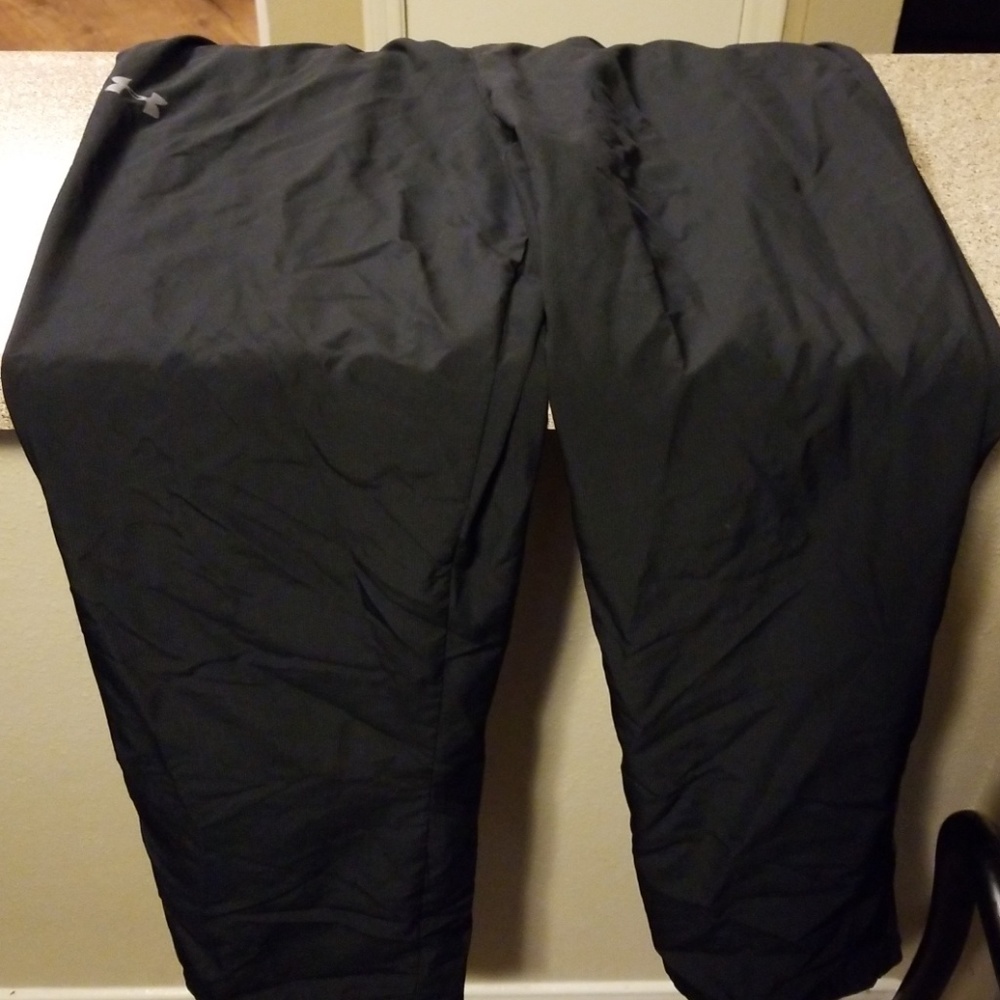 Large under armour sweat pants